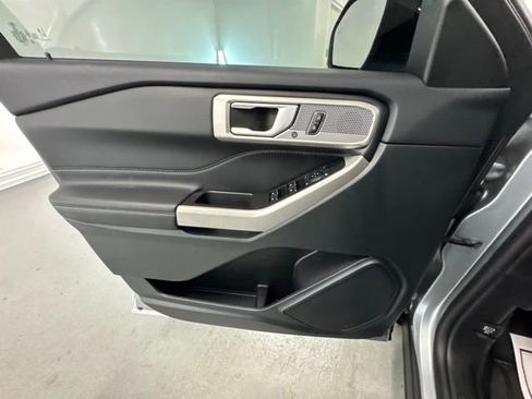 Used 2024 Ford Explorer XLT w/ Equipment Group 202A image 16