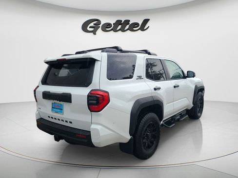 Used 2025 Toyota 4Runner TRD Off-Road Premium AWD/4WD image 5