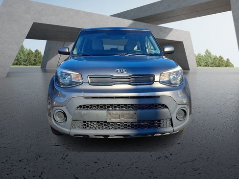 Used 2018 Kia Soul image 2