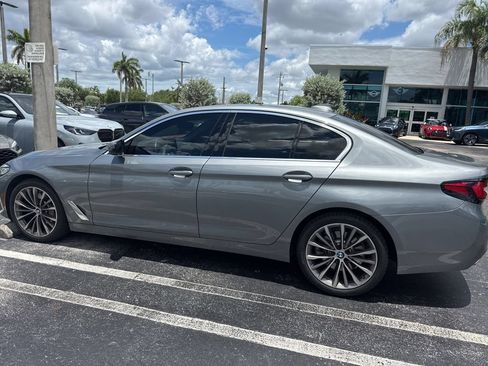 Used 2023 BMW 530i w/ Premium Package RWD image 12