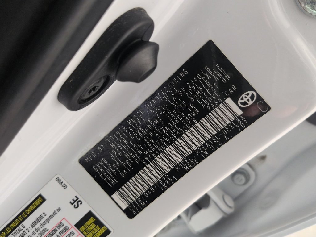 Used 2024 Toyota Corolla LE FWD image 47
