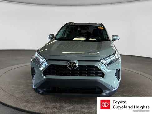 Used 2022 Toyota RAV4 XLE w/ Convenience Package AWD/4WD image 2