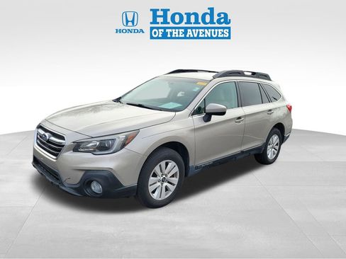 Used 2018 Subaru Outback 2.5i Premium w/ Popular Package #1 image 3