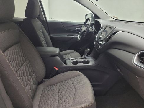 Used 2021 Chevrolet Equinox LT FWD image 21