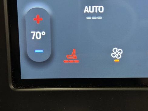 Used 2024 Ford Edge SEL image 7