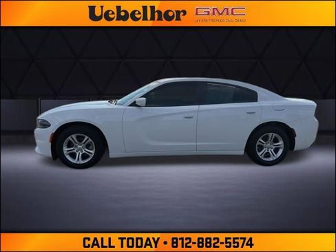 Used 2022 Dodge Charger SXT image 15