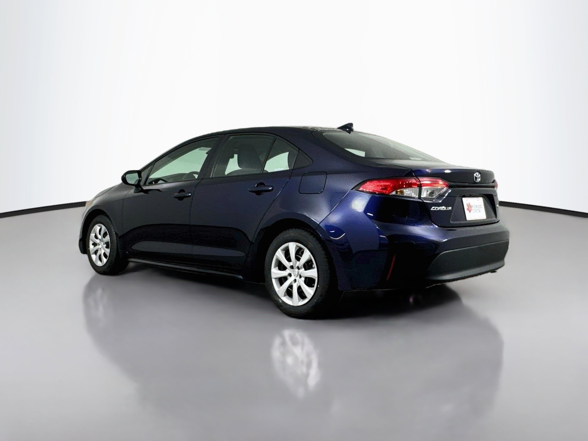 Certified 2024 Toyota Corolla LE FWD image 5