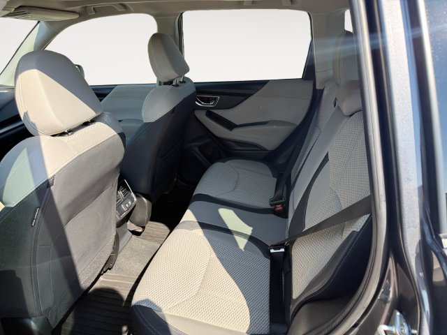 Used 2023 Subaru Forester Premium AWD/4WD image 13