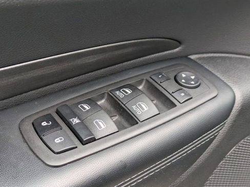 Used 2023 Dodge Durango SXT AWD/4WD image 14