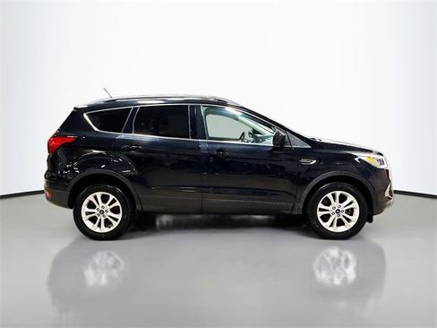 Used 2019 Ford Escape SEL image 6