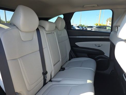 Certified 2023 Hyundai Tucson SEL w/ Convenience Package image 9