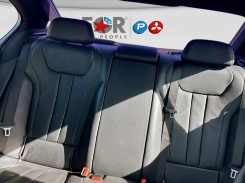 Used 2021 BMW 740i w/ M Sport Package image 14