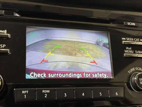 Used 2018 Nissan Rogue Sport S FWD image 15
