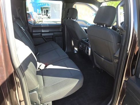 Used 2018 Ford F150 XLT w/ Equipment Group 302A Luxury AWD/4WD image 19