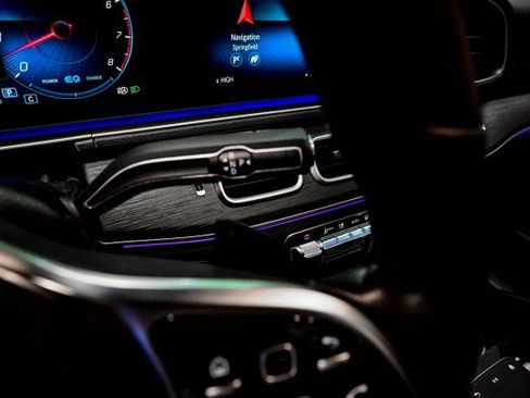 Used 2023 Mercedes-Benz GLS 450 4MATIC image 45