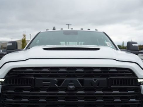 New 2026 RAM 2500 Limited image 40