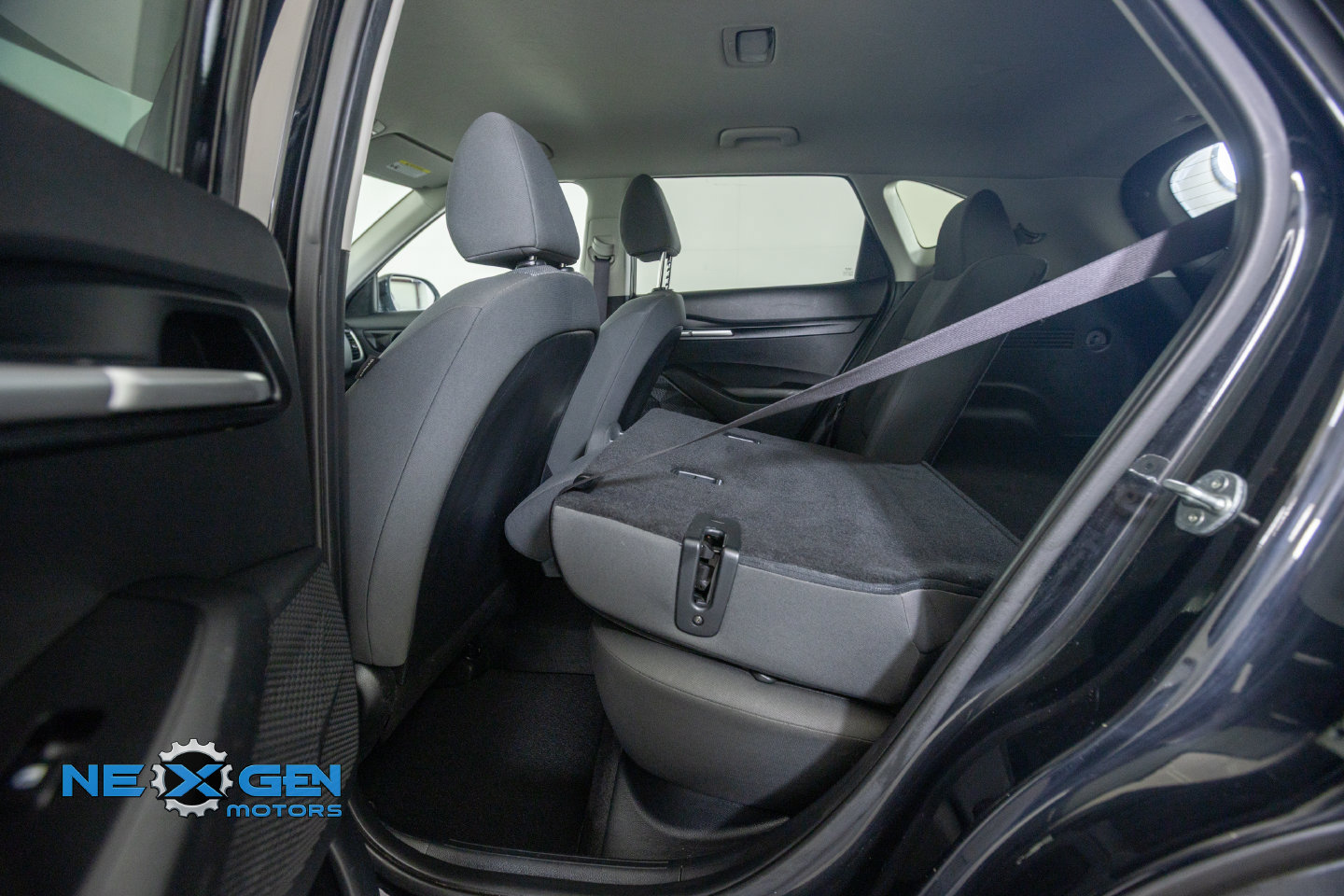 Used 2023 Kia Seltos LX AWD/4WD image 29