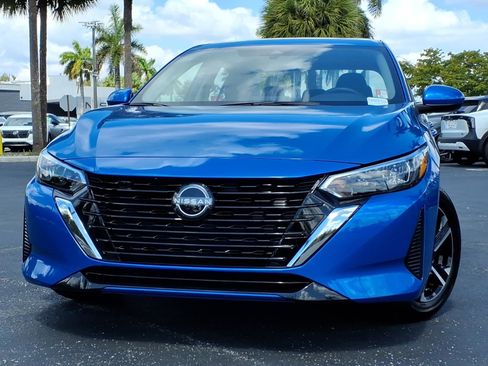 Certified 2025 Nissan Sentra SV image 2