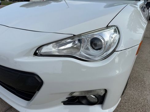 Used 2015 Subaru BRZ Limited w/ Popular Package #2B RWD image 9