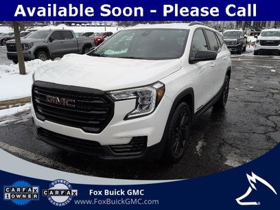 Used 2023 GMC Terrain SLE w/ Driver Convenience Package
