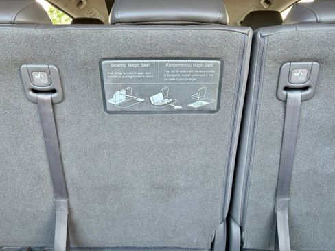 Used 2016 Honda Odyssey EX-L image 24