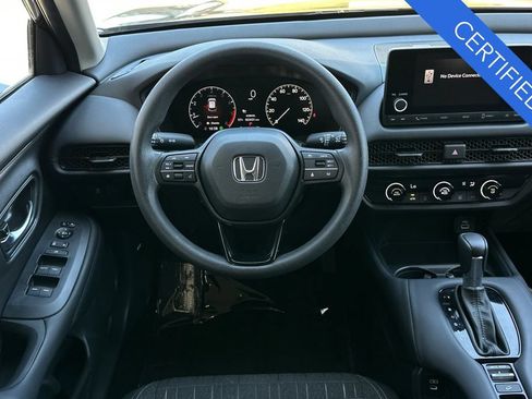 Certified 2025 Honda HR-V LX image 17