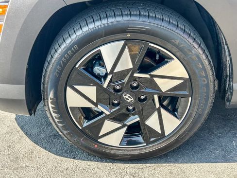 Used 2024 Hyundai Kona SEL FWD image 11