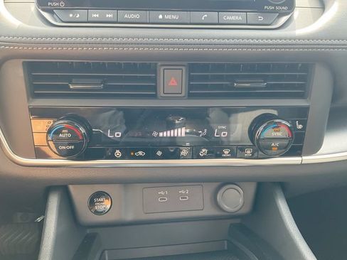 New 2026 Nissan Rogue SV w/ Cold Weather Package AWD/4WD image 18