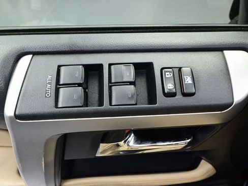 Used 2014 Toyota 4Runner SR5 RWD image 9