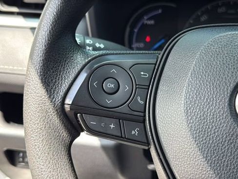 Certified 2024 Toyota RAV4 LE image 21
