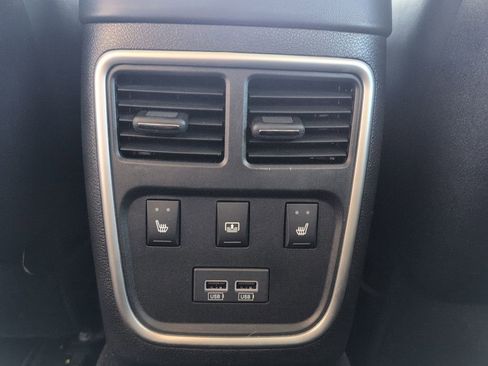 Used 2021 Chrysler 300 Touring L AWD/4WD image 28