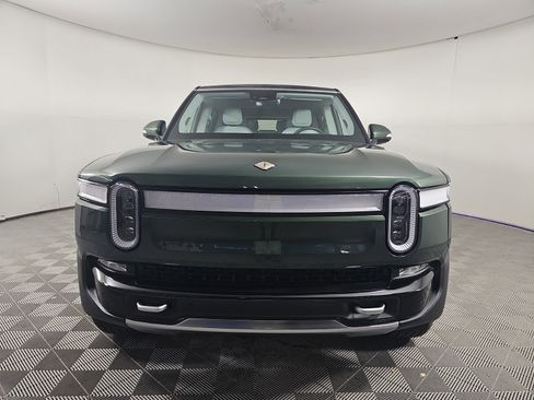 Used 2024 Rivian R1S Adventure image 8