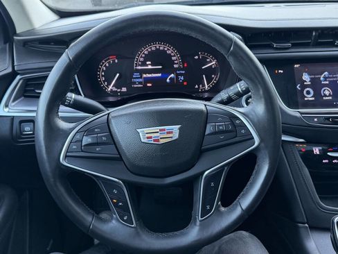 Used 2017 Cadillac XT5 Luxury w/ Driver Awareness Package image 30