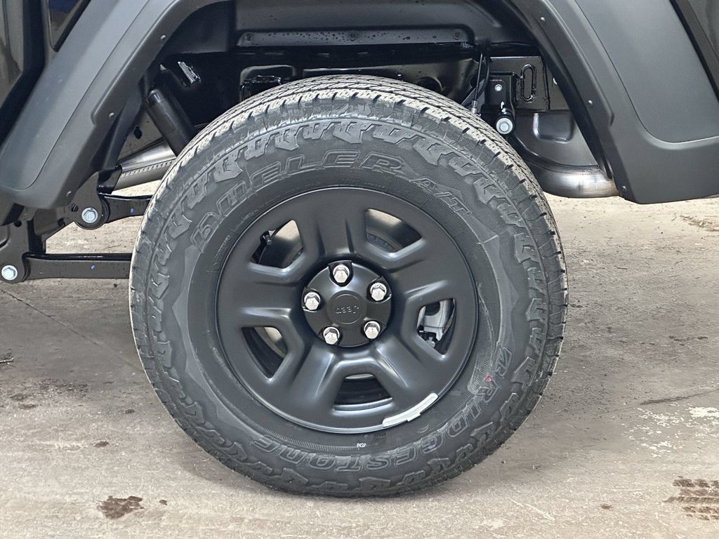 New 2026 Jeep Gladiator Sport AWD/4WD image 39
