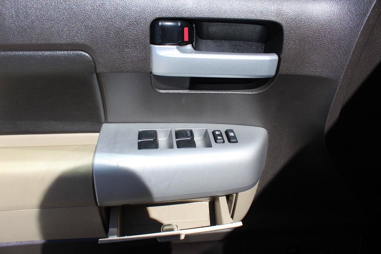 Used 2007 Toyota Tundra Limited w/ Preferred Accessory Pkg AWD/4WD image 50