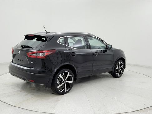 Used 2022 Nissan Rogue Sport SL w/ Premium Package FWD image 5