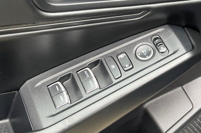 Used 2025 Honda Accord SE image 14