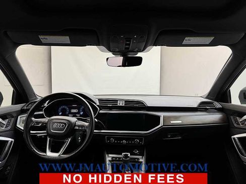 Used 2022 Audi Q3 2.0T Premium image 12