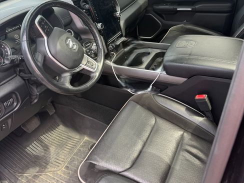 Used 2020 RAM 1500 Laramie w/ Sport Appearance Package AWD/4WD image 6