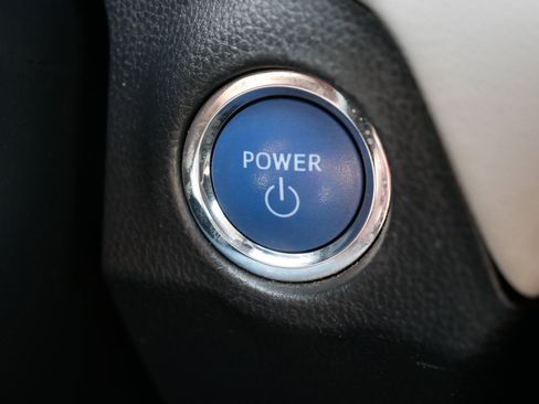 Used 2022 Toyota RAV4 XLE w/ Convenience Package AWD/4WD image 29