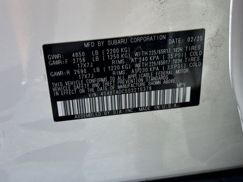 Used 2025 Subaru Outback Premium AWD/4WD image 30