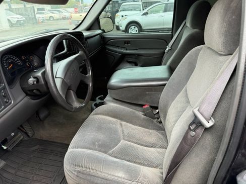 Used 2004 Chevrolet Silverado 1500 LS w/ Light Duty Power Package RWD image 10