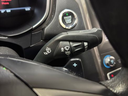 Used 2019 Ford Fusion SE image 23