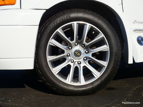 Used 2019 Chevrolet Express 2500 w/ Enhanced Convenience Package image 24