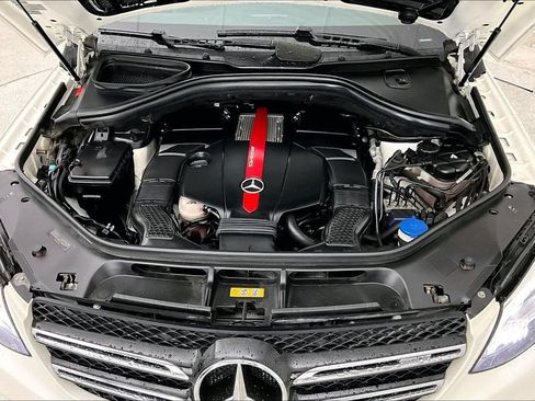 Used 2018 Mercedes-Benz GLE 43 AMG 4MATIC image 11