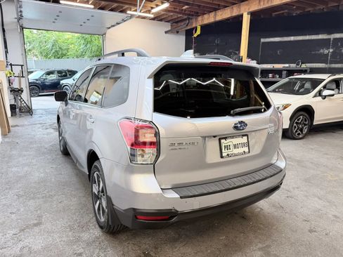 Used 2018 Subaru Forester 2.5i Premium AWD/4WD image 4