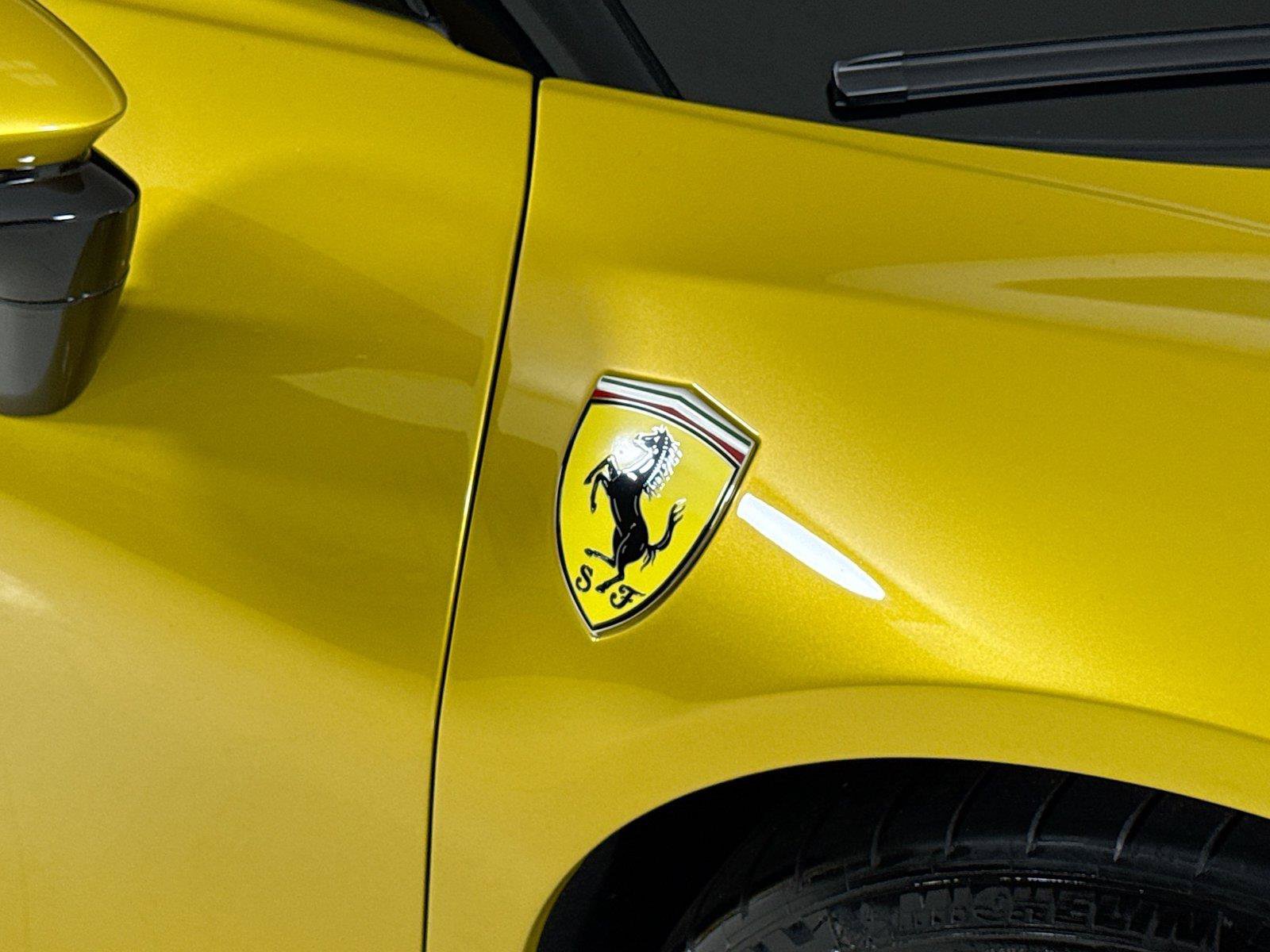 Used 2022 Ferrari SF90 Spider AWD/4WD image 32