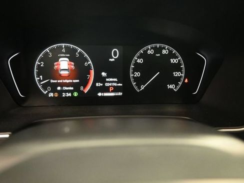 Used 2025 Honda Pilot Touring image 11