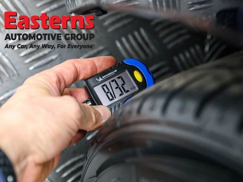 Used 2020 Toyota Corolla SE image 27