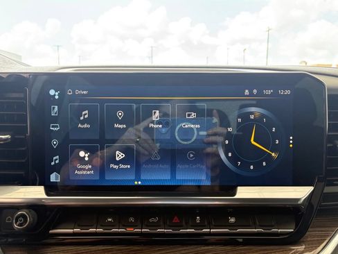 Used 2023 Chevrolet Silverado 1500 LT AWD/4WD image 9